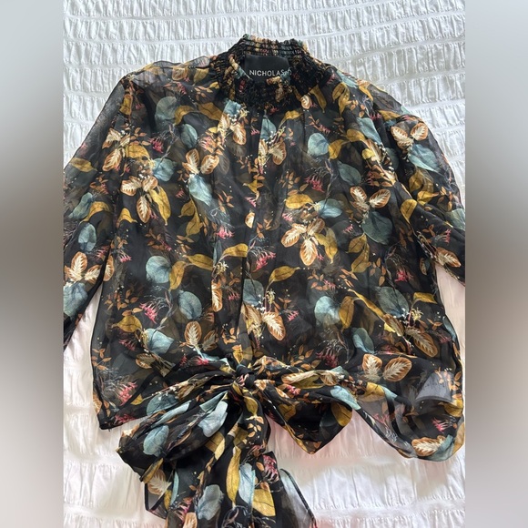 Nicholas Multicolor Blouse with Tie Front 100% Silk - Picture 11 of 11